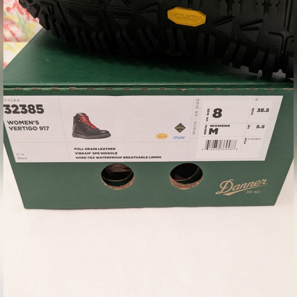 Danner Women’s Vertigo 917 Boots Black Size 8M Gortex, Red and Black Laces - Picture 4 of 13